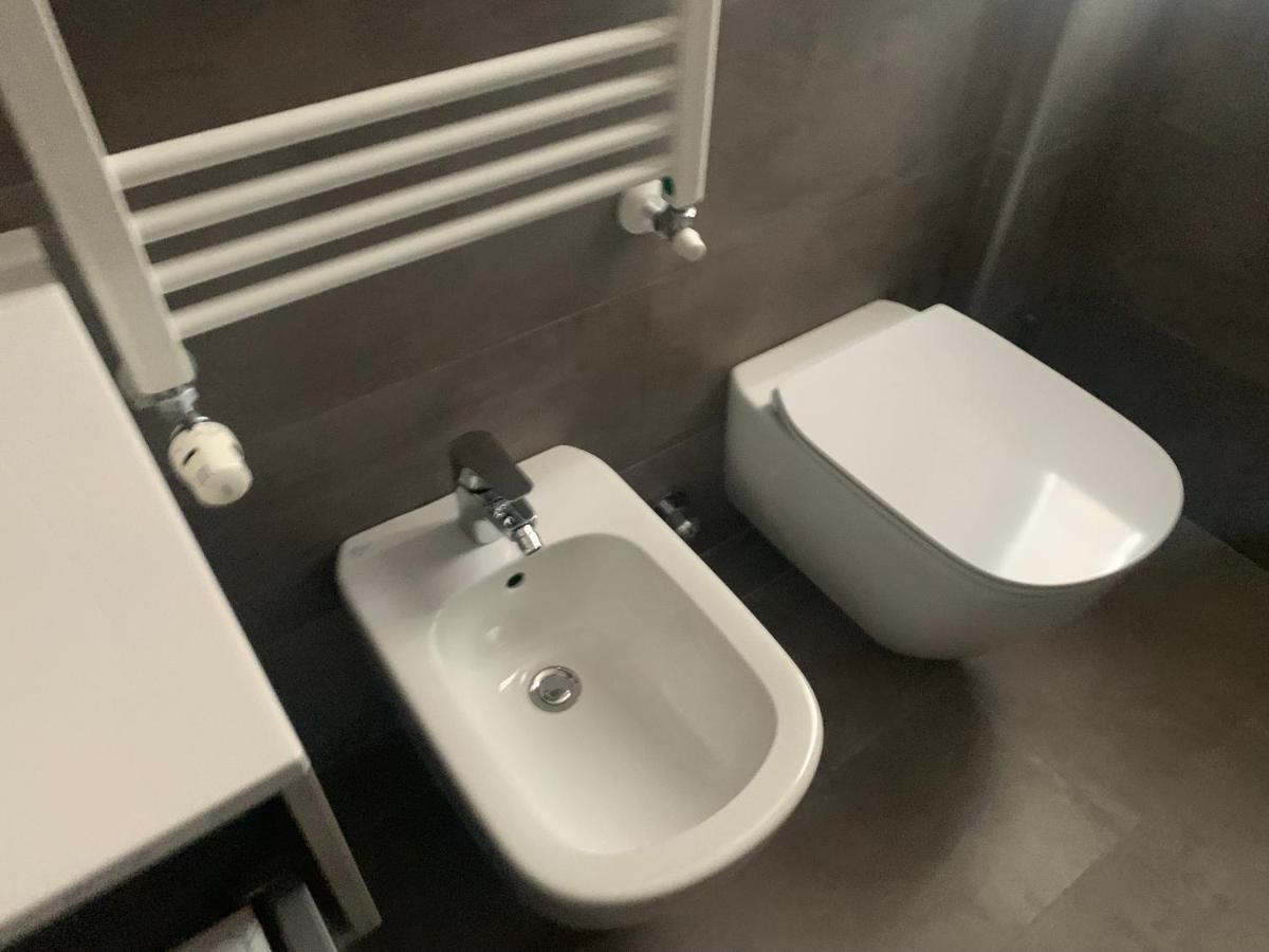 Ripa150 - Smart Apartament Milano - Prada Bocconi Ieo Ied Forum Assago Navigli Duomo15Min ภายนอก รูปภาพ